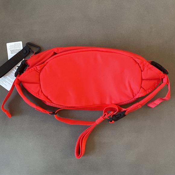 Lululemon All Hours Belt Bag - Picture 7 of 7